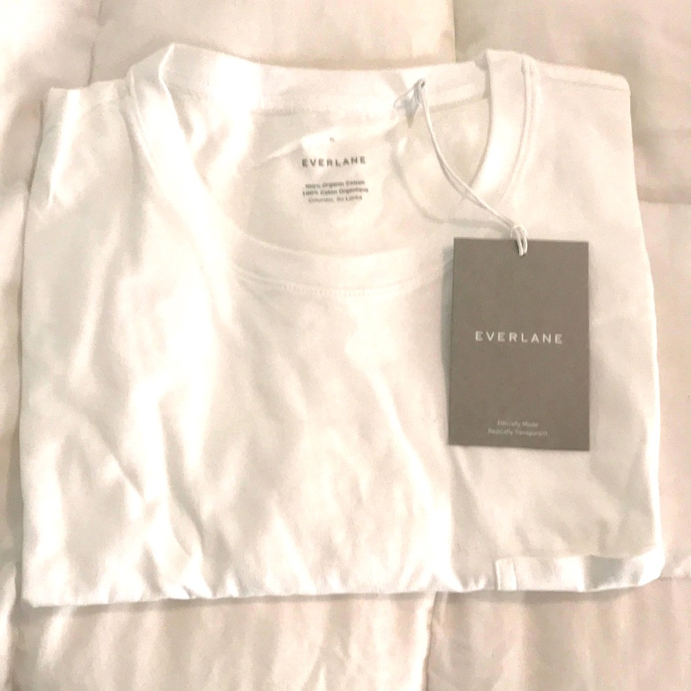 Tee shirt